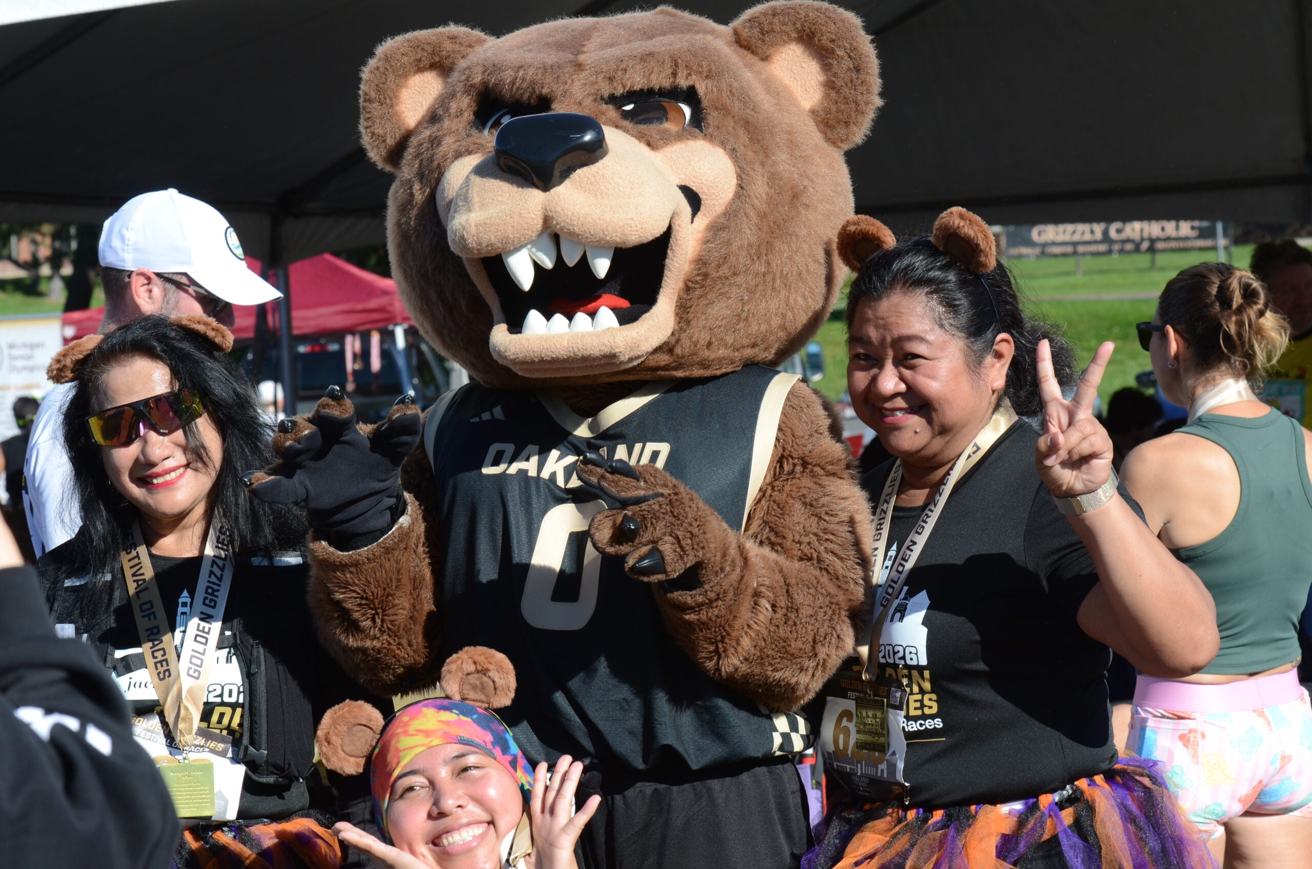 Runners at the 2026 KARMA jack Golden Grizzlies Festival of Races at Oakland University